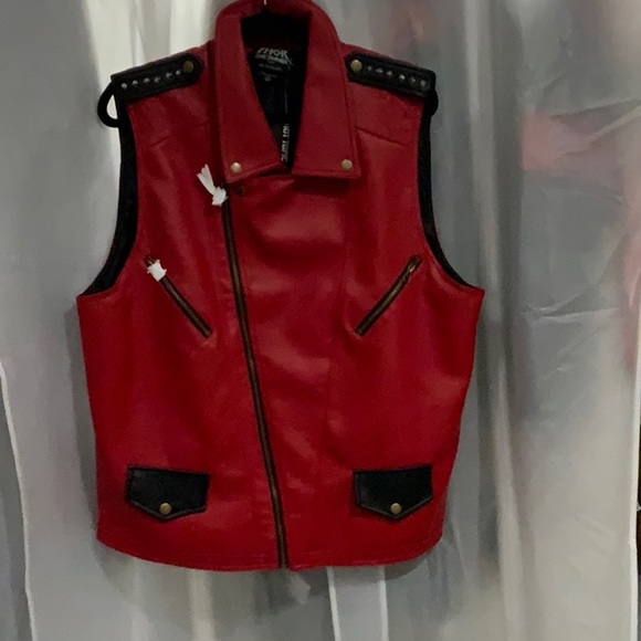 Thor: Love & Thunder Cosplay Vest - Picture 1 of 4